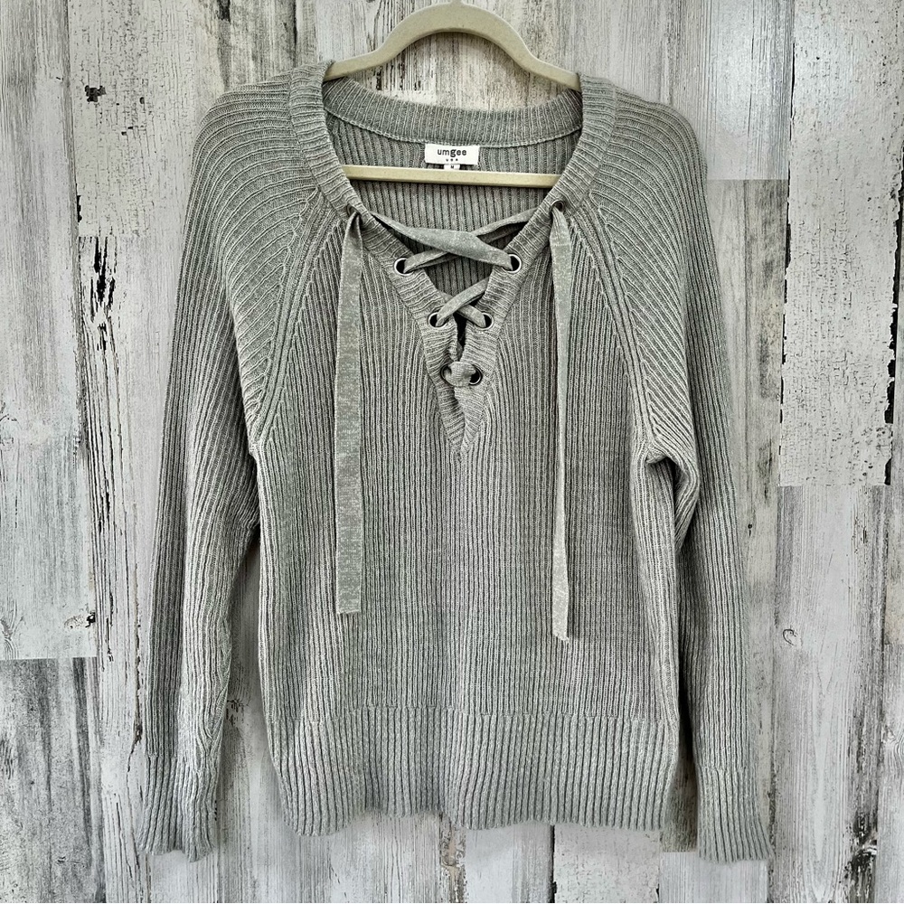 UMGEE Grey Ribbed Lace Up Sweater M